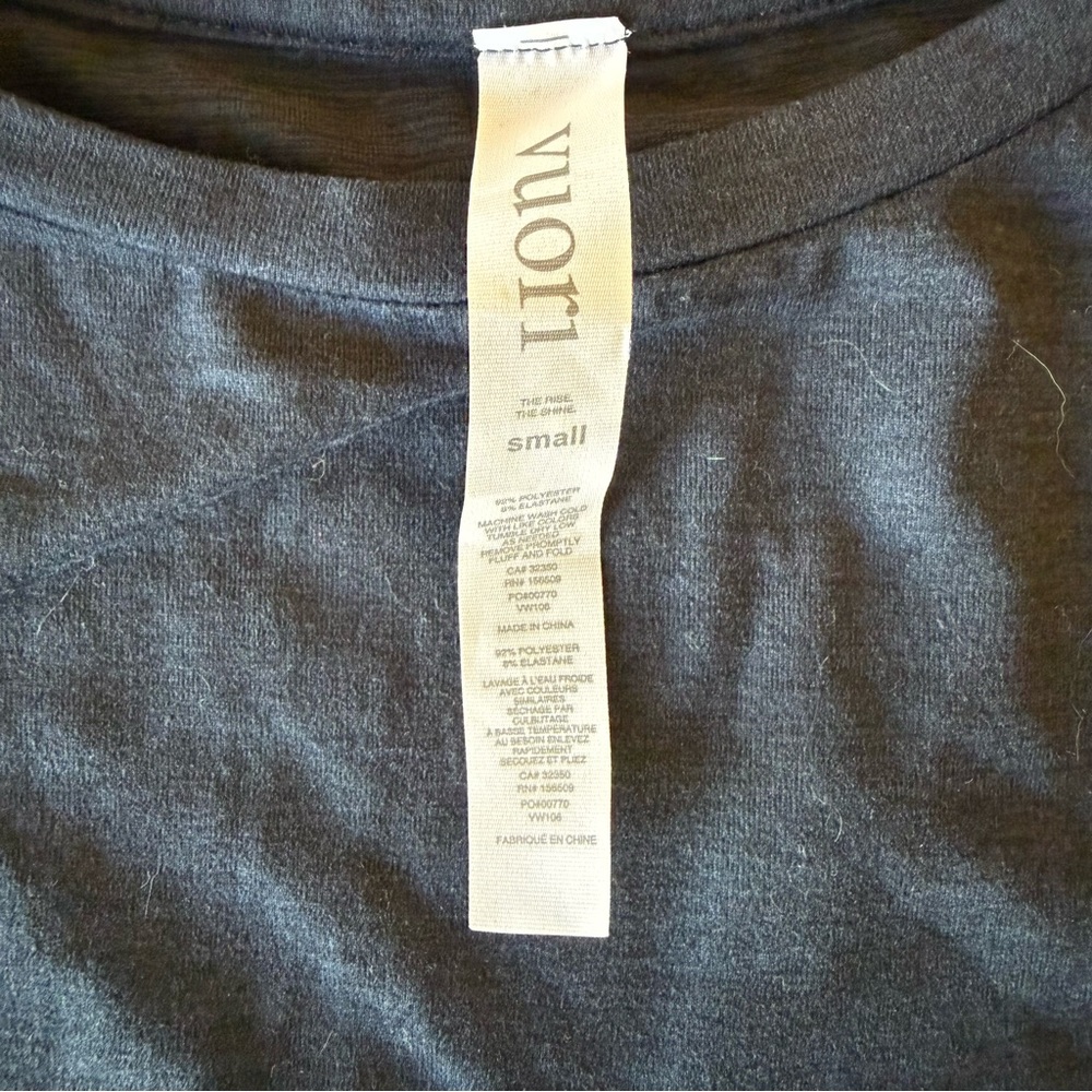 NEW Vuori Lux Performance T-Shirt - Picture 6 of 7